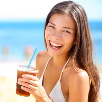 5 alternative sănătoase la cafea şi cola
