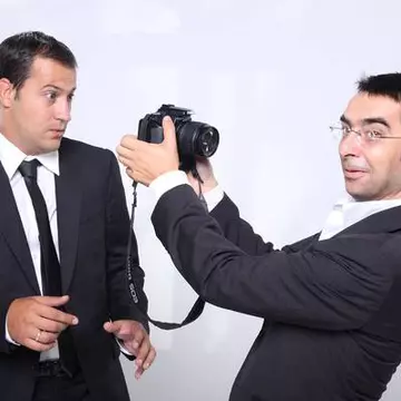 Găinuşă, ironie fină la adresa lui Şerban Huidu