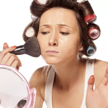 5 tratamente de înfrumuseţare care îţi distrug părul