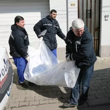 Peste ce a dat un trecător în pasajul Obor din Bucureşti