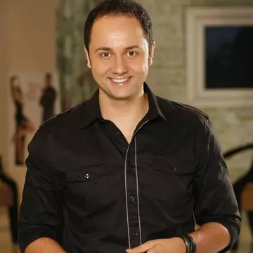 Atac la Cătălin Măruță: „Omul când îmbătrânește, ori chelește, ori prostește!”