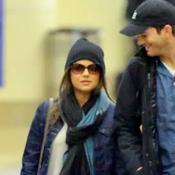 Mila Kunis şi Ashton Kutcher au devenit părinţi
