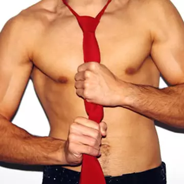 Primul stripper din lume a fost el! S-a urcat din nou pe scenă la 70 de ani