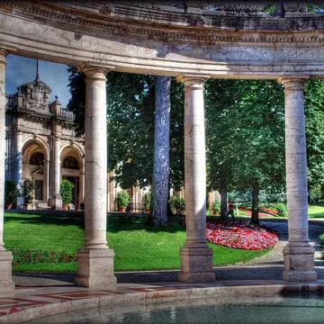 Montecatini Terme: paradisul tratamentelor termale 