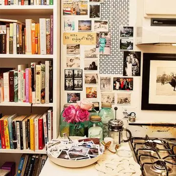 Peretele cu fotografii. Idei pentru un decor uşor de realizat