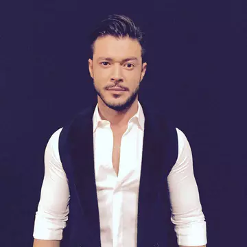 Victor Slav s-a reprofilat! Vezi în ce domeniu s-a băgat. L-ai fi văzut făcând asta?