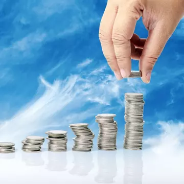 Ce credite ieftine își pot lua clienții care economisesc la băncile pentru locuințe