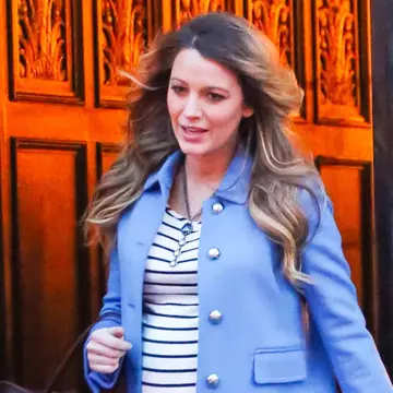 Imbracă-te ca Blake Lively