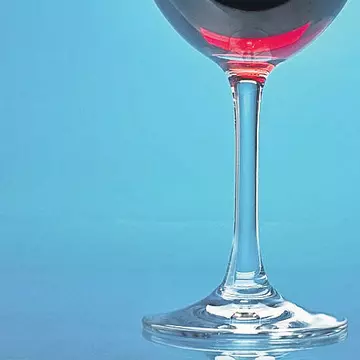 Eşti consumator de vin? Trebuie să ştii asta
