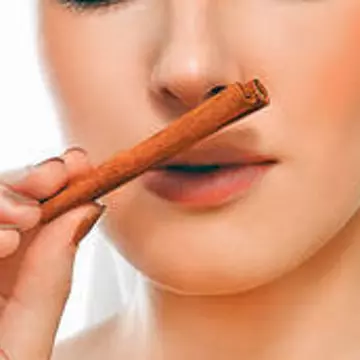 Aromele Crăciunului relaxează şi tratează