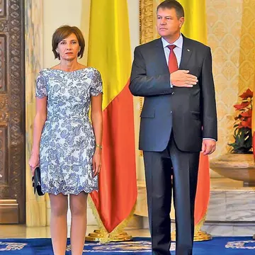 N-ai să crezi! De unde și-a luat Prima Doamnă controversata rochie și cât a costat