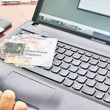 Doctorul te primeşte şi fără card! Când devin obligatorii documentele de sănătate?