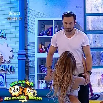 Imagini fierbinţi cu Dani Oțil și Flavia de la Neatza! Nici cu Răduleasca nu a fost aşa!