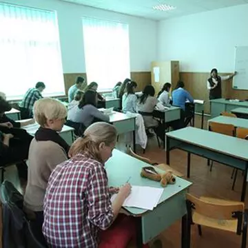 Subiectele la bacalaureat 2015, publicate pe site-ul EDU cu 5 luni înainte de examen!