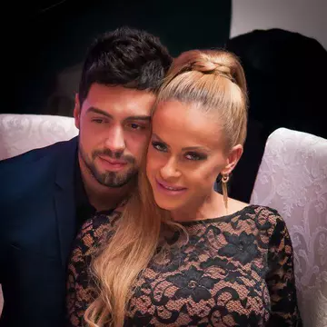 Anda Adam a stabilit data nunţii! Vezi cum au ales-o cei doi îndrăgostiți!