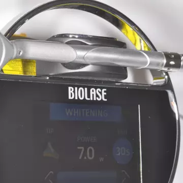 Albirea dintilor are acum un nou nume: LASER EPIC BIOLASE
