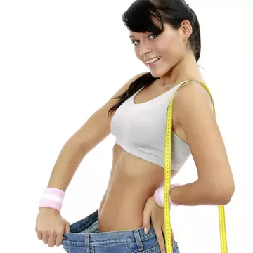 Ce să faci ca să scapi de burtică, imediat după naştere! E atât de simplu