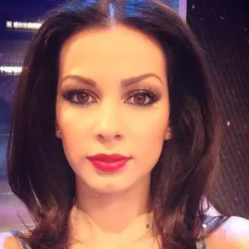 Iuliana Luciu, schimbare de look. Îți place cum arată? 