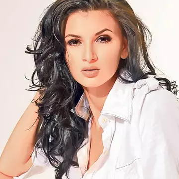 Adio, viaţă de prinţesă! Adevărata situaţie a Ramonei Gabor în Dubai  