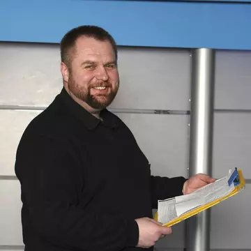 Cristi Tabără nu mai arată aşa! Uite ce transformare a suferit prezentatorul!