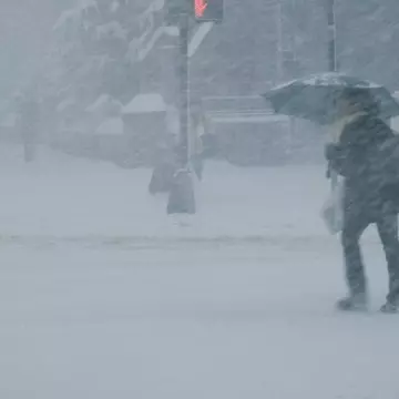 Se întorc ninsorile și viscolul în toată ţara! Prognoza meteo pentru weekend