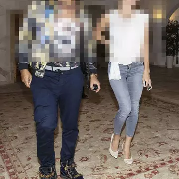 O bate?! Pamela Anderson a obţinut un ordin de restricţie împotriva soţului ei