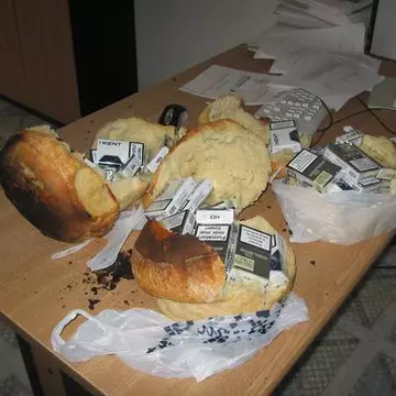 Așa ceva nu te aștepți să găsești într-o pâine!