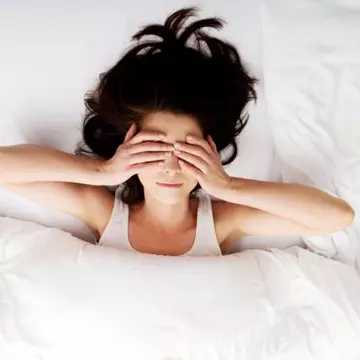 Cum să-ţi detoxifiezi organismul dimineaţa