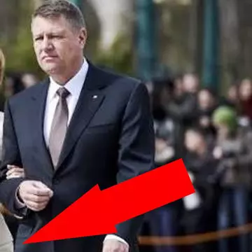Apariție de senzație a Primei Doamne! Carmen Iohannis a stârnit admirație!