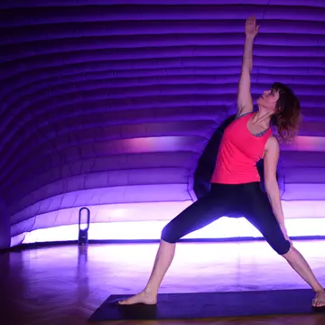 8 motive pentru a practica yoga