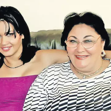 Gest neașteptat făcut de Oana pentru mama sa. Ce i-a pus în mormânt Mărioarei Zăvoranu