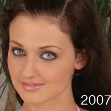 De la fată cuminte la star porno. Eevoluția unor operații estetice 