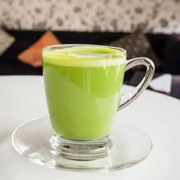 Cum slăbești cu dieta cu ceai verde și lapte
