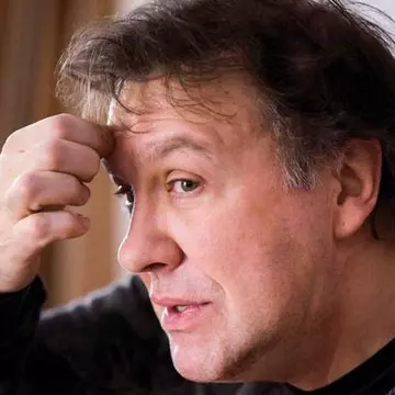  Imagini de colecție cu Gabriel Cotabiță
