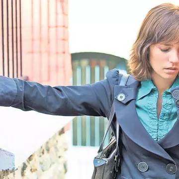 Este real deochiul? Biserica şi bătrânii cred în el şi susţin că îi ştiu şi leacul