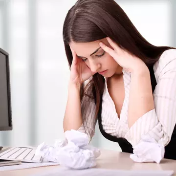 Exerciții care te scapă de stres și oboseală în 5 minute