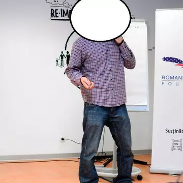 El este fratele lui Carmen Brumă! Seamănă cu vedeta?