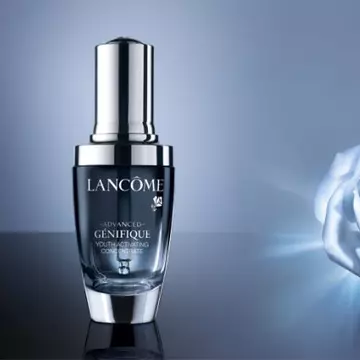 (P) Advanced Génifique, primul serum inspirat din fabuloasa ştiinţă a studiului genelor