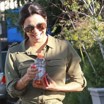 Îmbracă-te ca Eva Longoria