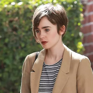Îmbracă-te ca Lily Collins