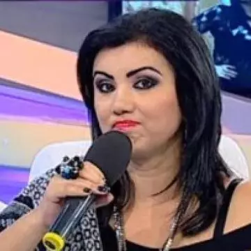 Adriana Bahmuţeanu spune adevărul! Este plătită să îşi expună viaţa personală la TV?
