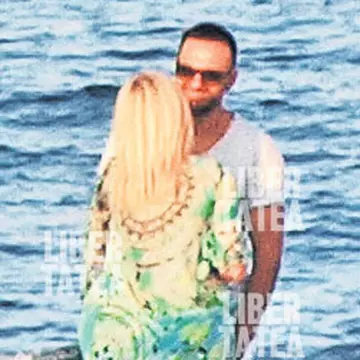 Noul iubit al Elenei Udrea este, de fapt... vechi «Suntem împreună de doi ani» | Exclusiv