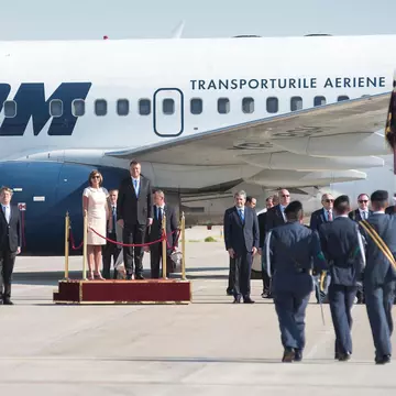 Apariție inedită pentru Carmen Iohannis. Cum a fost îmbrăcată la sosirea oficială din Spania