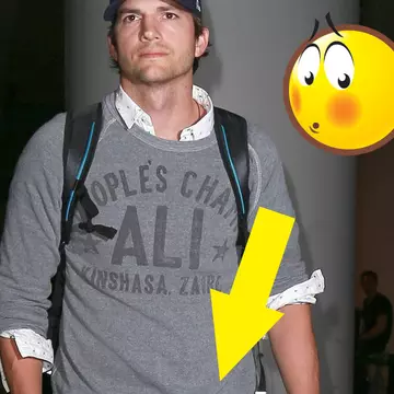 Ashton Kutcher, într-o ipostază jenantă. Ce au observat toți pe pantalonii lui, când a coborât din avion 