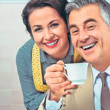 Iată cum erau învăţate femeile, acum 80 de ani, să fie bune neveste!