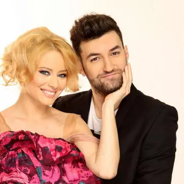 Nu-i pasă! Ce face Smiley în ziua nunții Laurei Cosoi: "Am început dimineața cu voie bună"