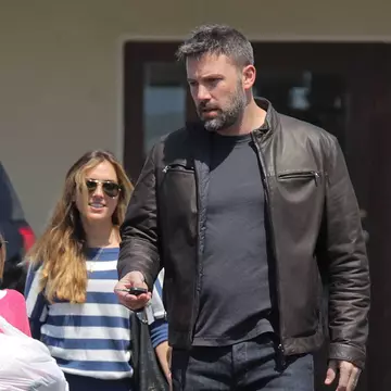 Fosta dădacă a copiilor lui Ben Affleck s-a îmbogăţit peste noapte vânzând secretele actorului