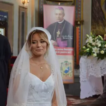Laura Cosoi dezvăluie de ce a ales să se mărite pe 8.08