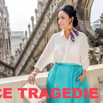  Motivul dureros pentru care Andreea Marin își face pantofi pe comandă  