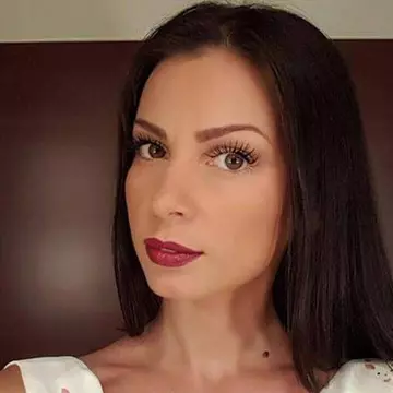 Mesajul dureros al Iulianei Luciu, de pe patul de spital. E în continuare internată: "Am primit trei diagnostice diferite!"